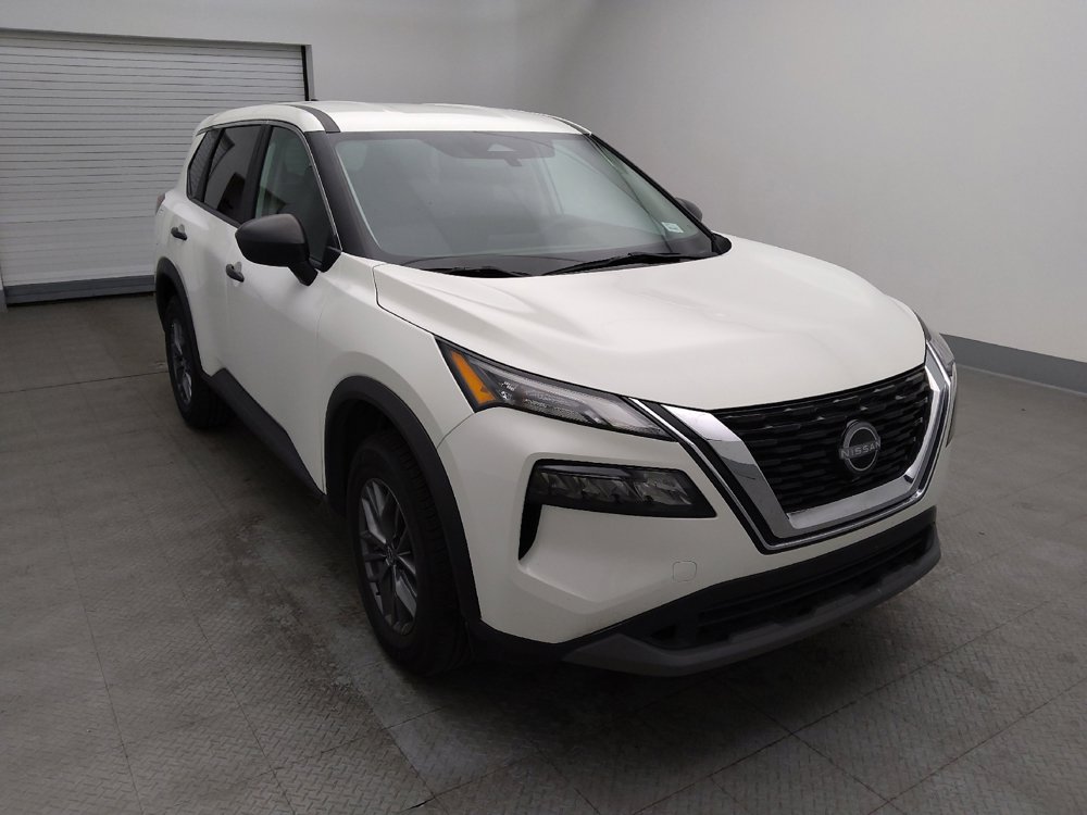 Used 2023 Nissan Rogue S image 13