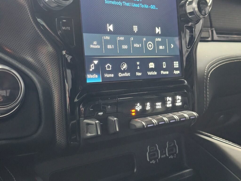 Used 2022 RAM 1500 Limited image 32
