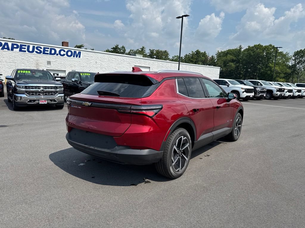 New 2026 Chevrolet Equinox EV LT AWD/4WD image 4