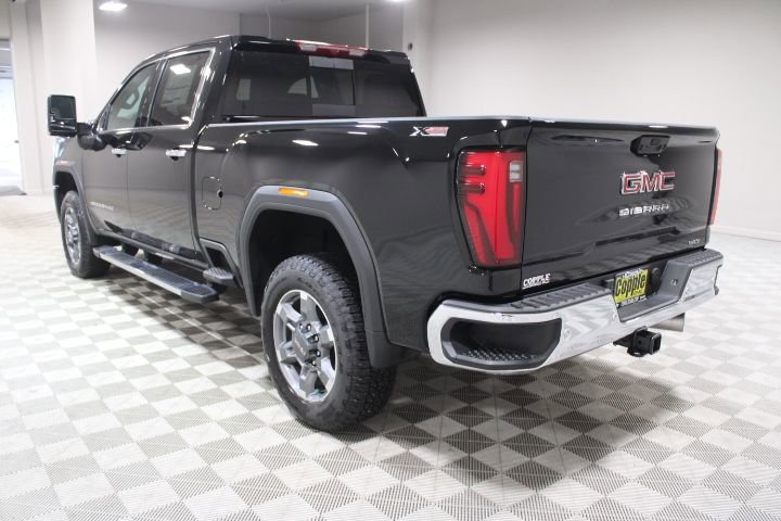 New 2026 GMC Sierra 2500 SLT w/ SLT Premium Package AWD/4WD image 10