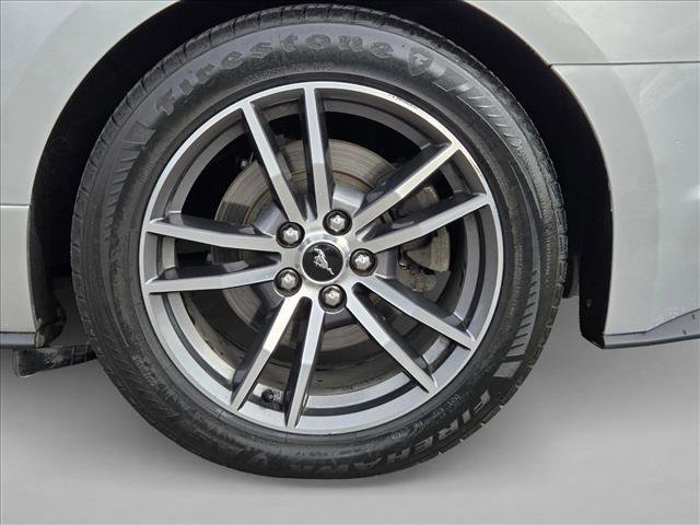 Used 2017 Ford Mustang Premium image 22