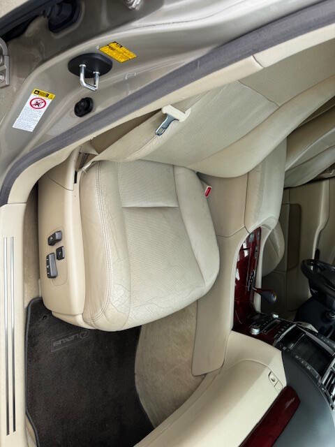 Used 2012 Lexus LS 460 image 26