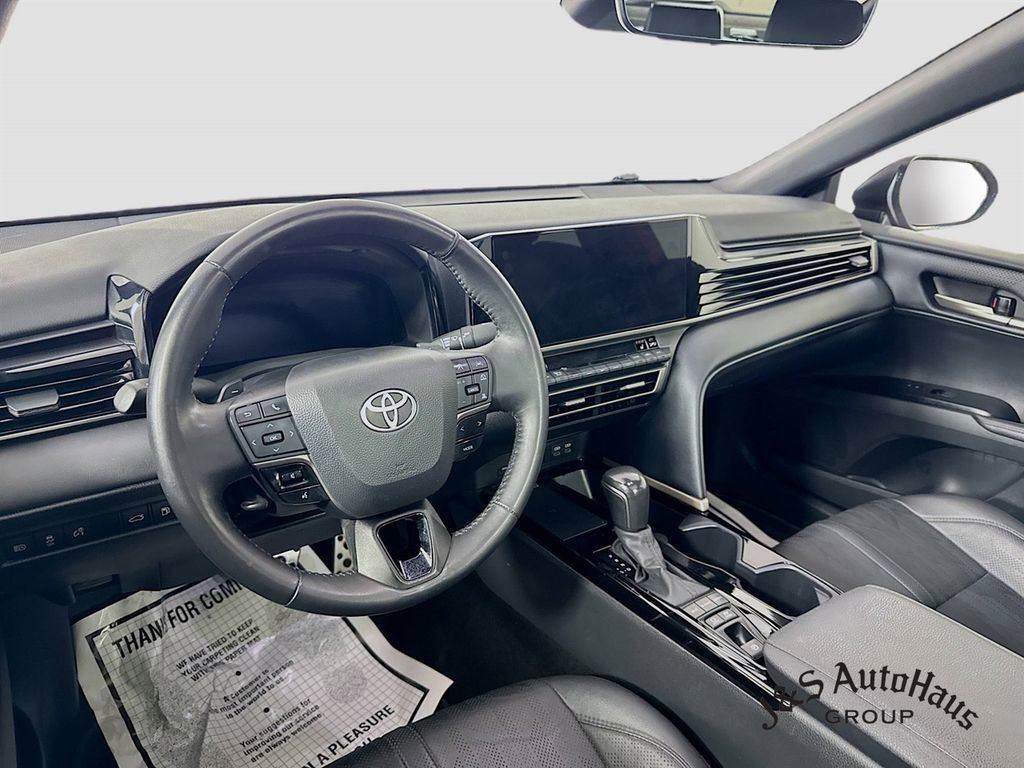 Used 2025 Toyota Camry XSE image 28