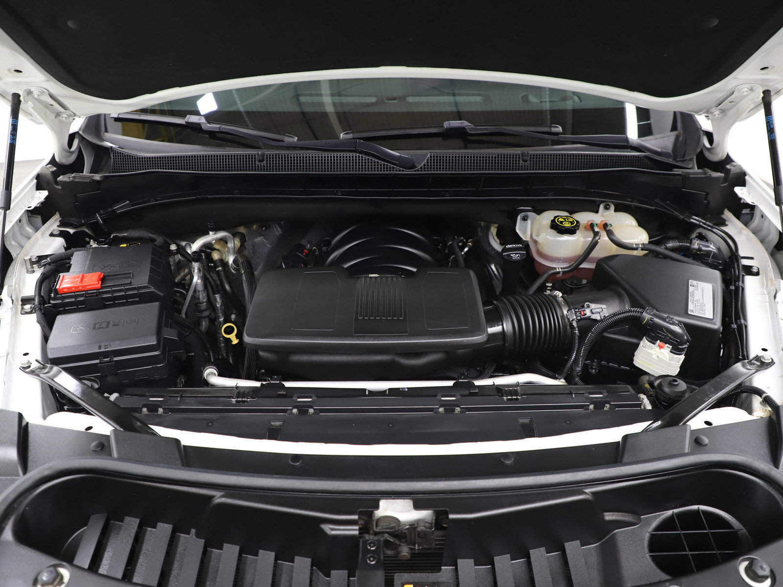 Used 2021 Chevrolet Tahoe Premier AWD/4WD image 35