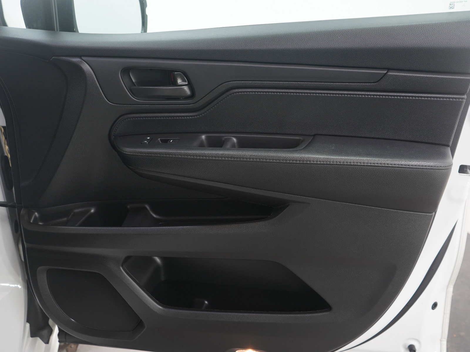 Used 2023 Honda Odyssey Sport image 12