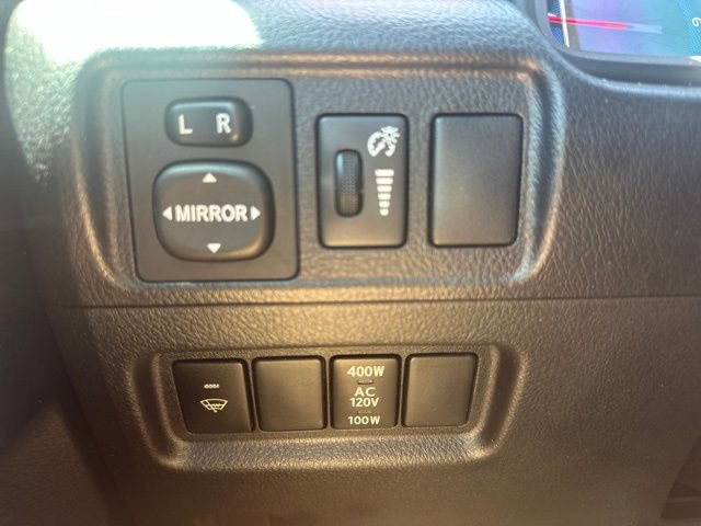 Used 2015 Toyota 4Runner Trail Premium w/ Four Season Floor Mat Package AWD/4WD image 17