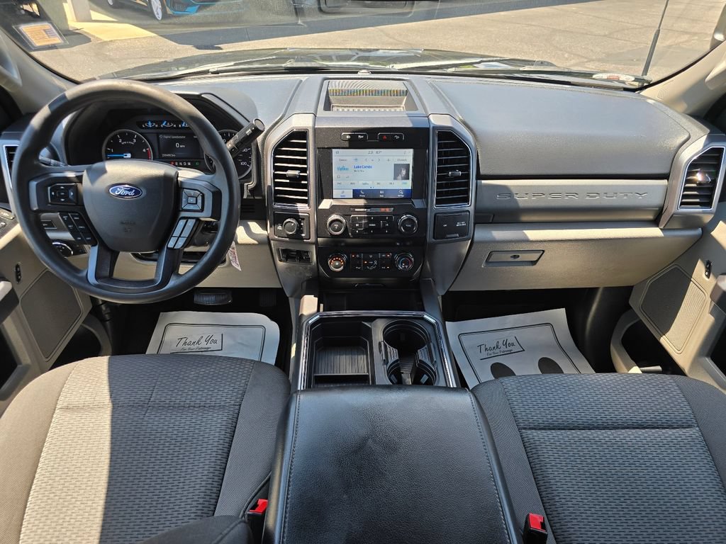Used 2022 Ford F250 XLT w/ XLT Premium Package AWD/4WD image 3