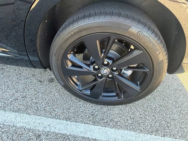 Certified 2023 Buick Envision Preferred w/ Sport Touring Package AWD/4WD image 10