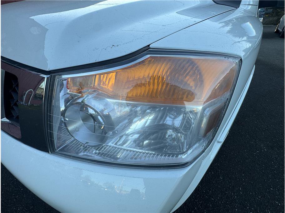 Used 2015 Nissan Armada Platinum image 46