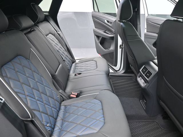 New 2026 Volkswagen Atlas Cross Sport SEL Premium R-Line image 16