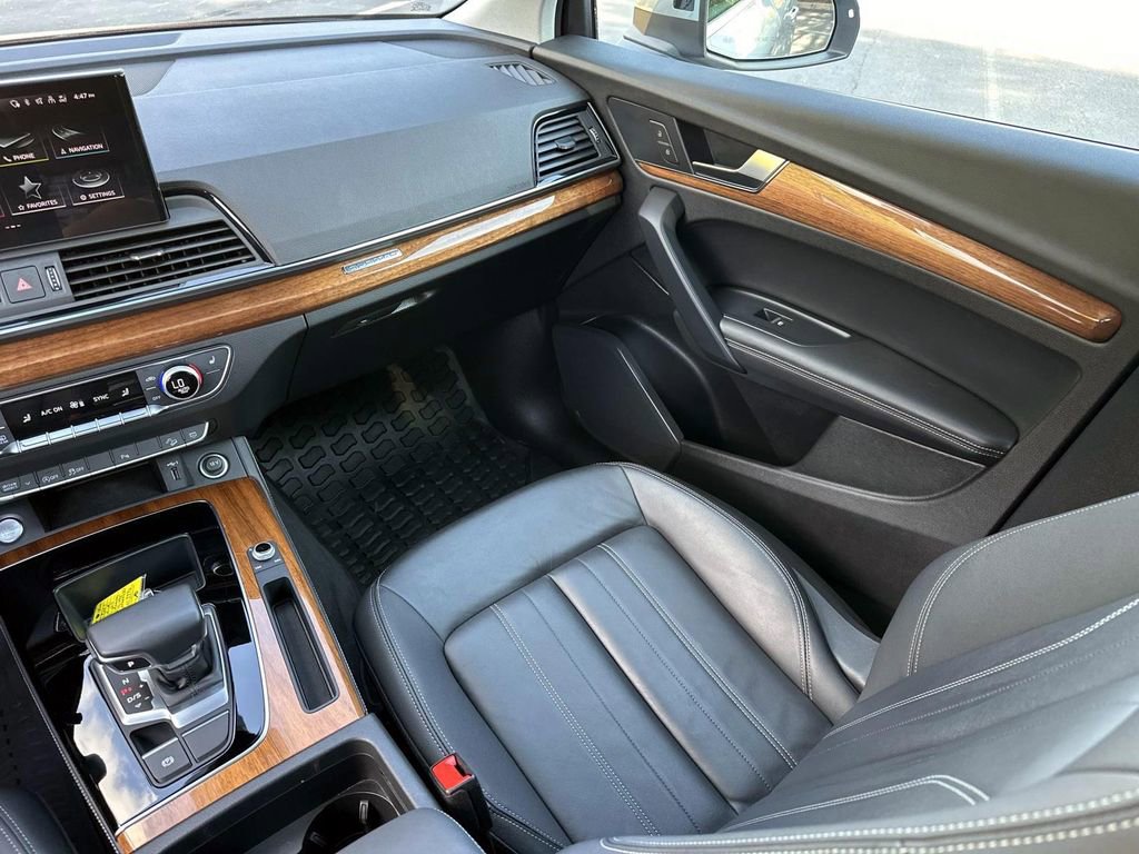 Used 2022 Audi Q5 2.0T Premium Plus w/ Premium Plus Package image 33