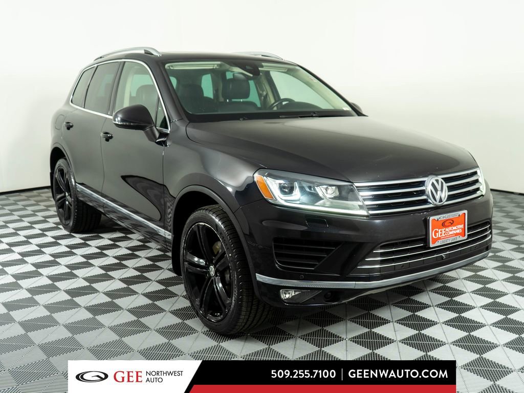 Used 2017 Volkswagen Touareg Executive image 1
