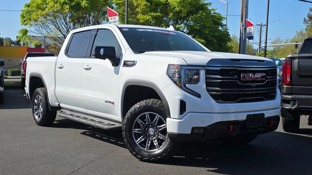 Used 2024 GMC Sierra 1500 AT4 w/ Technology Package AWD/4WD image 41