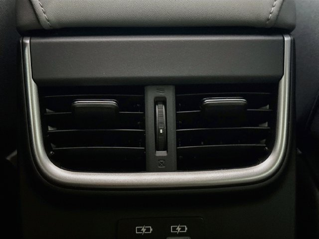Certified 2025 Subaru Outback Premium AWD/4WD image 28