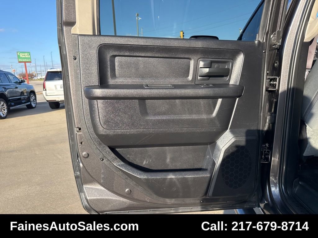 Used 2016 RAM 2500 Tradesman w/ Chrome Appearance Group image 60