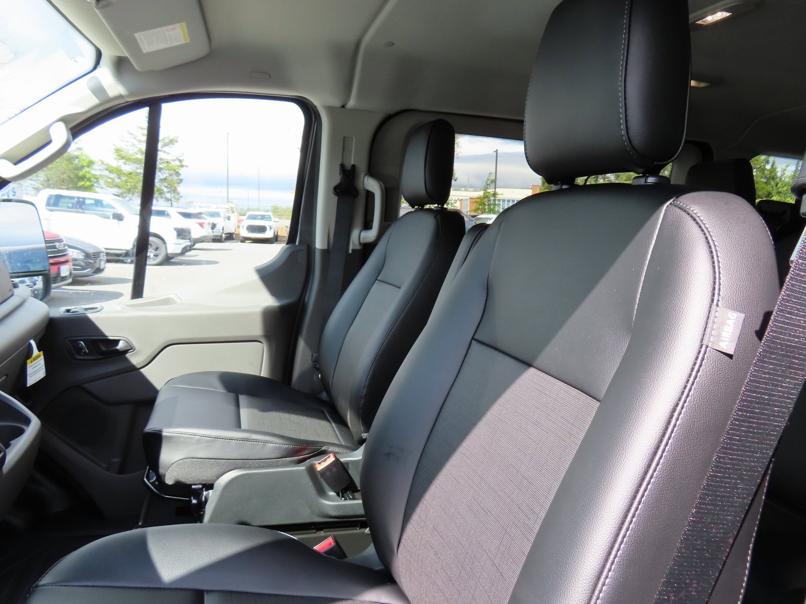 New 2026 Ford Transit 350 XL image 15