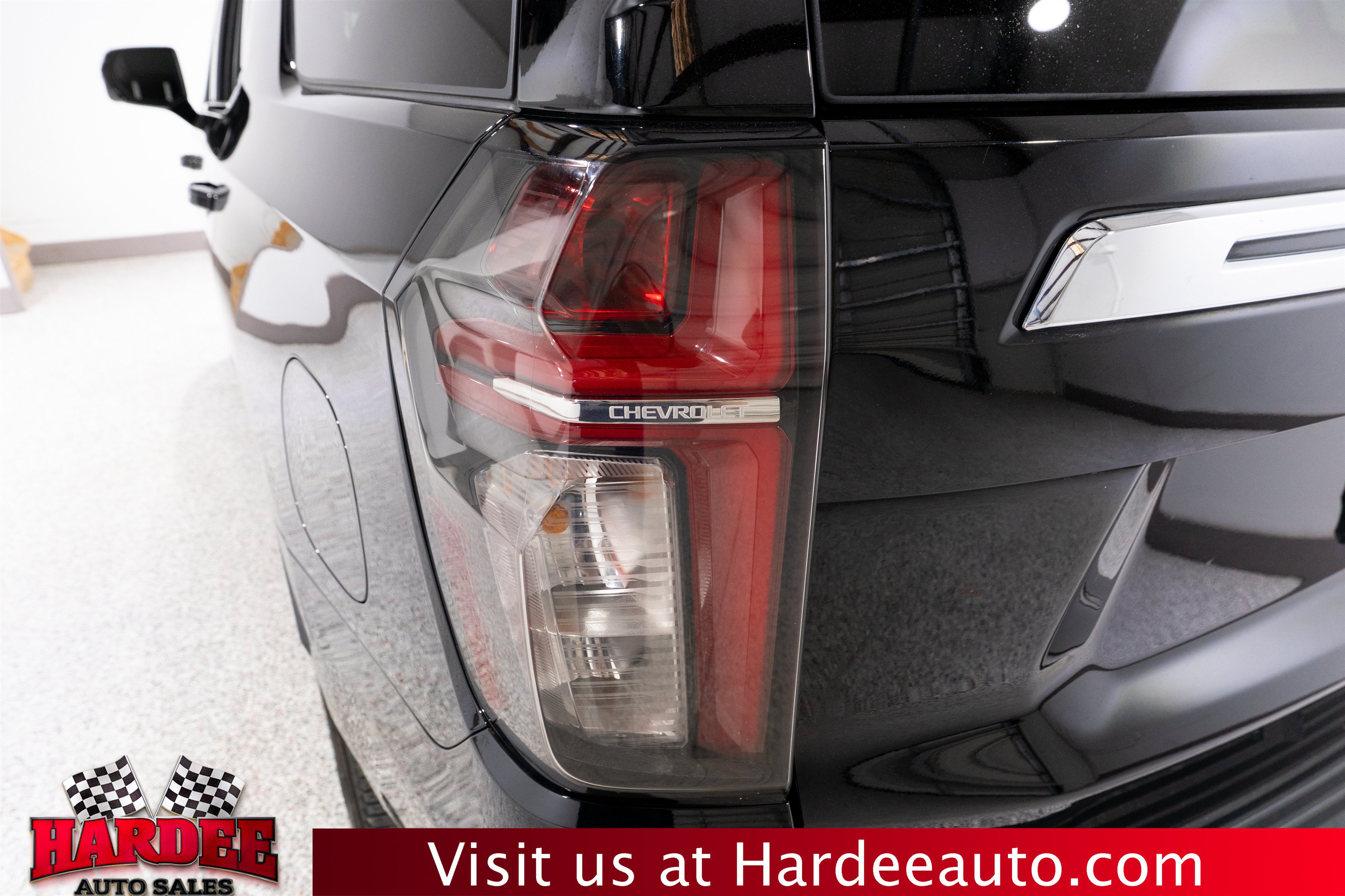 Used 2023 Chevrolet Tahoe LT w/ LT Signature Plus Package RWD image 9