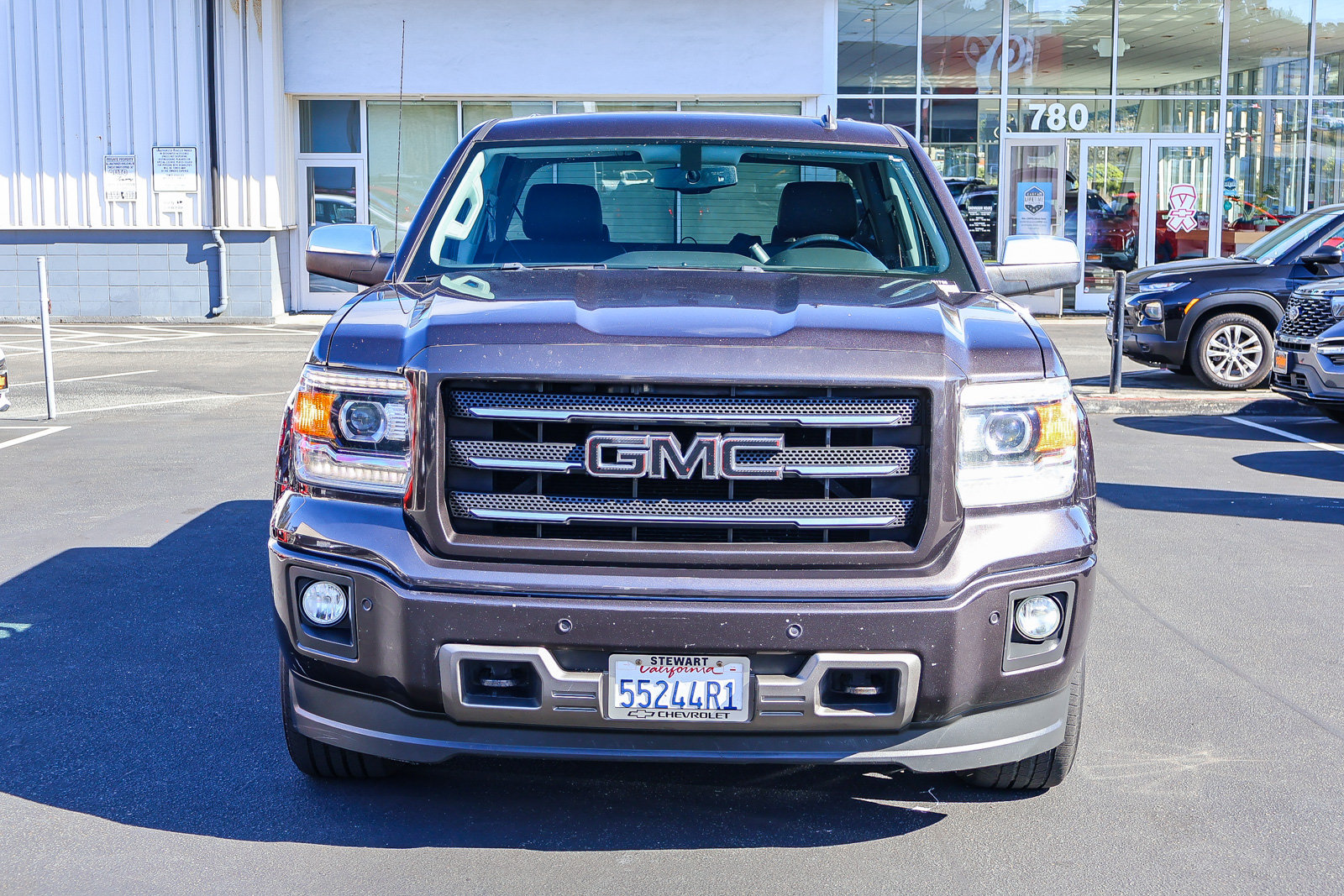 Used 2014 GMC Sierra 1500 SLT w/ All-Terrain Package AWD/4WD image 18