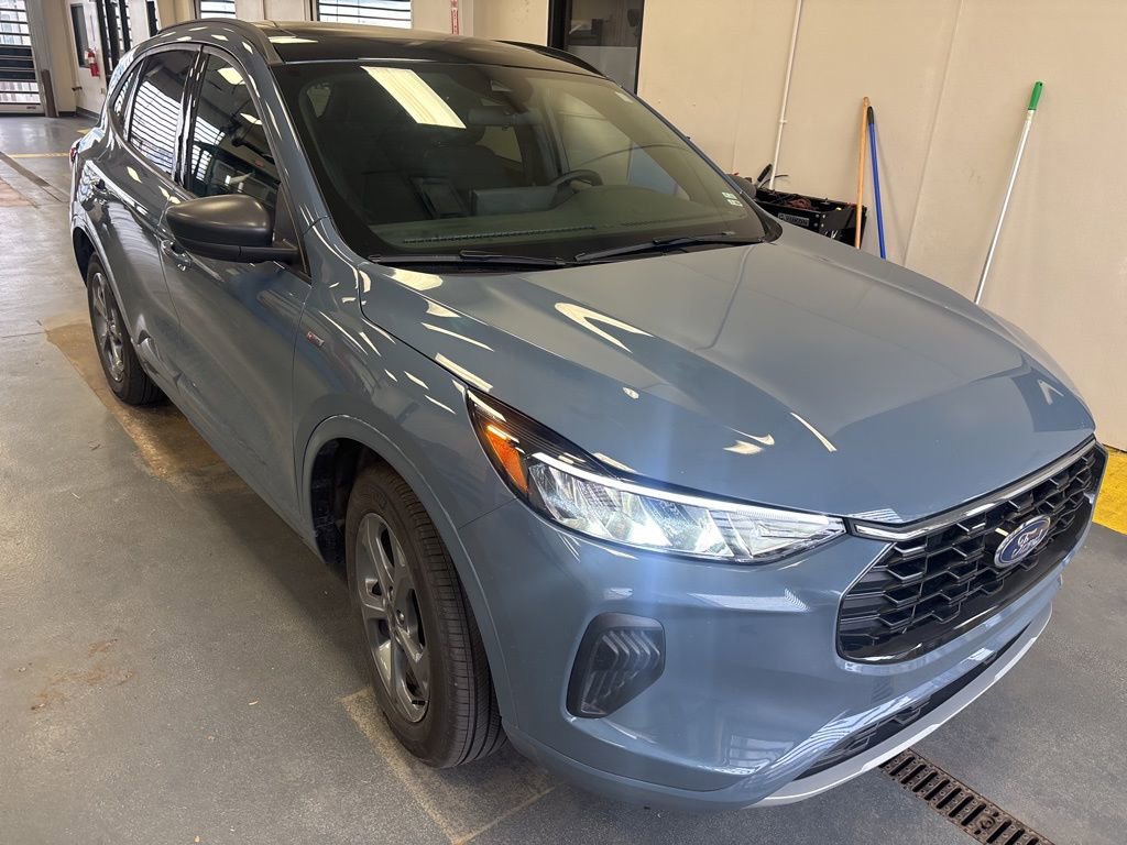 Certified 2024 Ford Escape ST-Line w/ Tech Pack #1 image 1