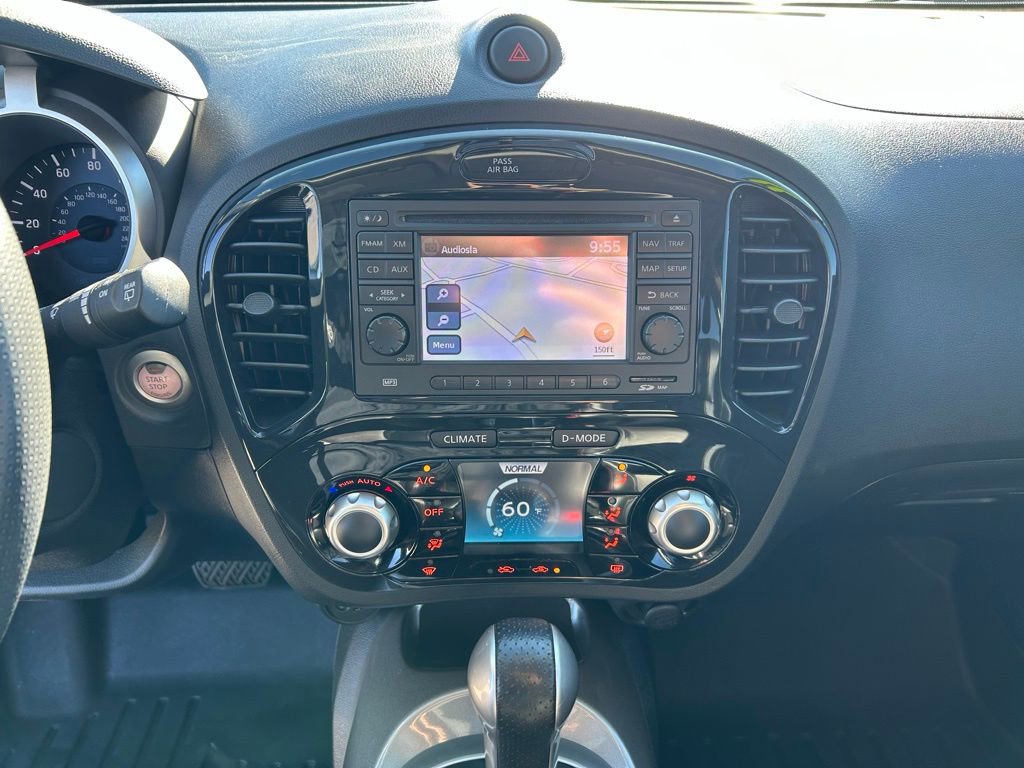 Used 2011 Nissan Juke SL image 19