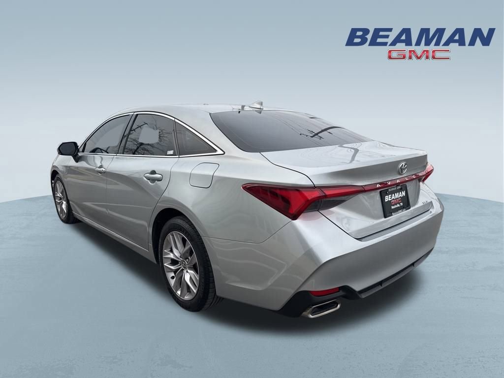 Used 2020 Toyota Avalon XLE image 5