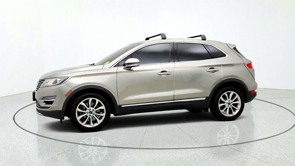 Used 2017 Lincoln MKC Select w/ Select Plus Package AWD/4WD image 8