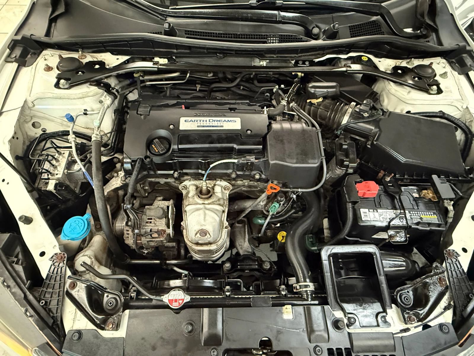 Used 2015 Honda Accord Sport image 38