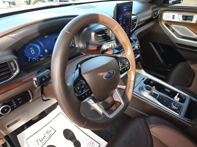 Certified 2024 Ford Explorer King Ranch w/ Technology Package AWD/4WD image 30