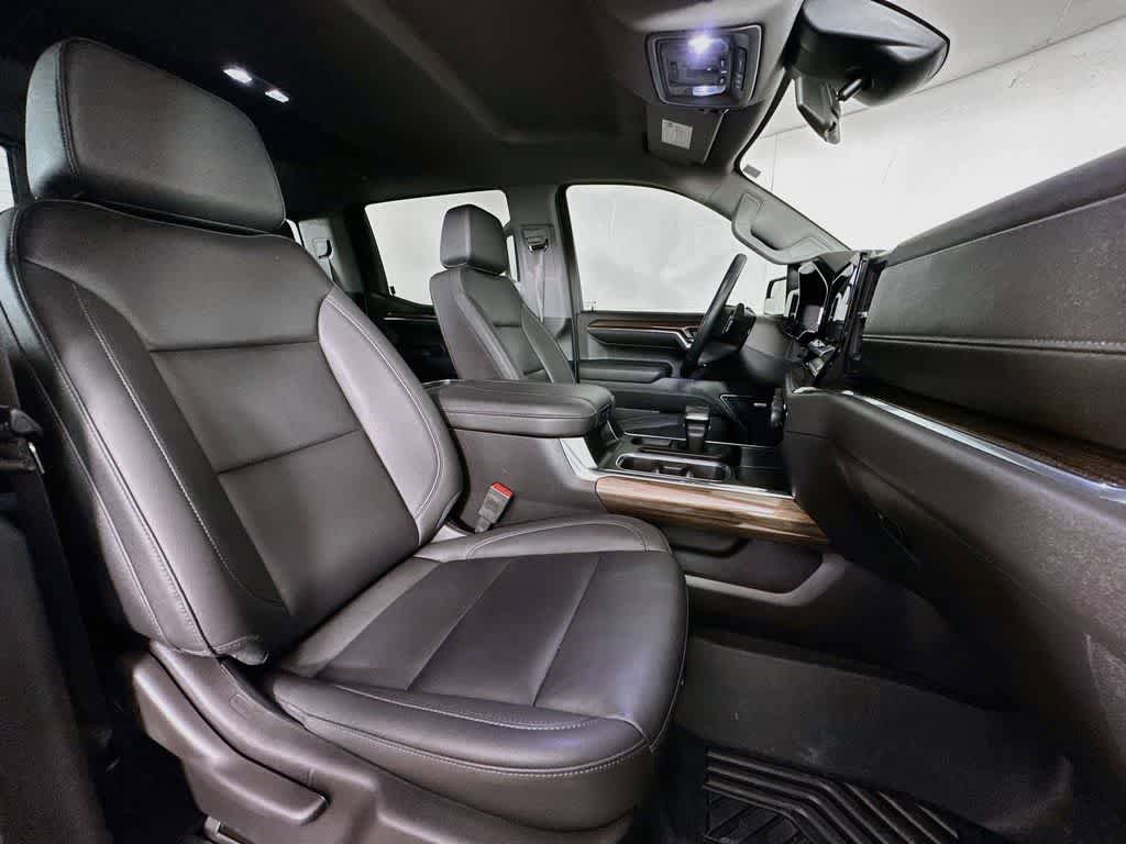 Used 2024 Chevrolet Silverado 1500 LT Trail Boss w/ Convenience Package II AWD/4WD image 15