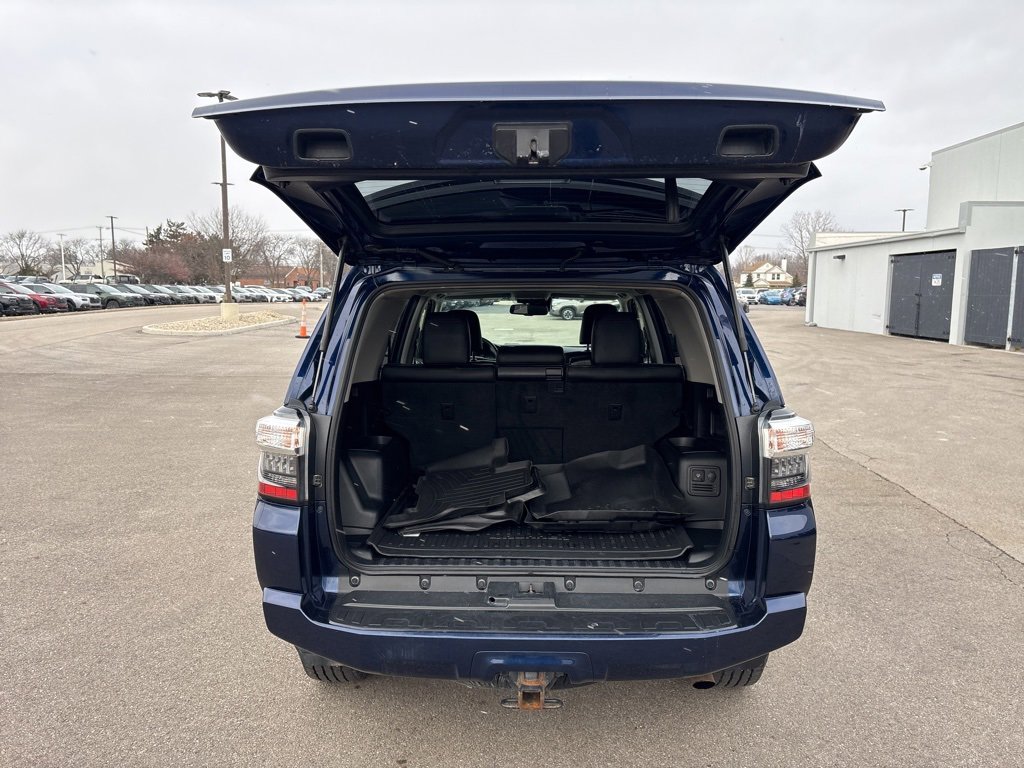 Used 2021 Toyota 4Runner Venture image 7