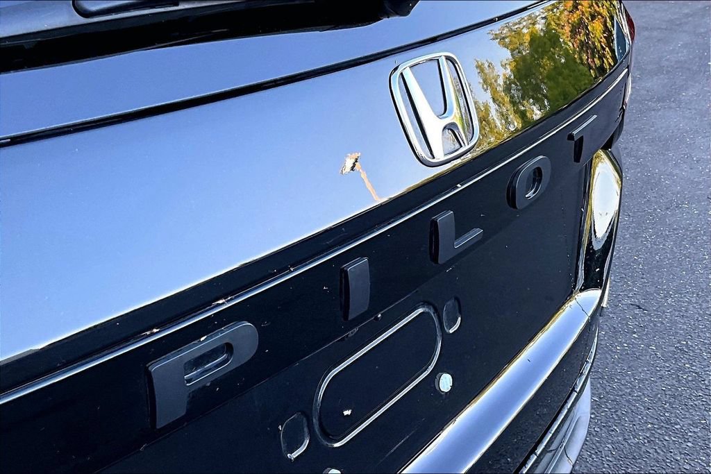 Used 2024 Honda Pilot Touring image 26