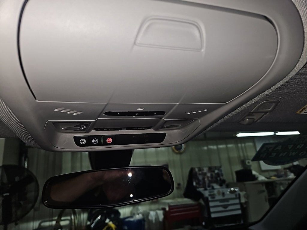 Used 2019 Chevrolet Equinox LT image 20