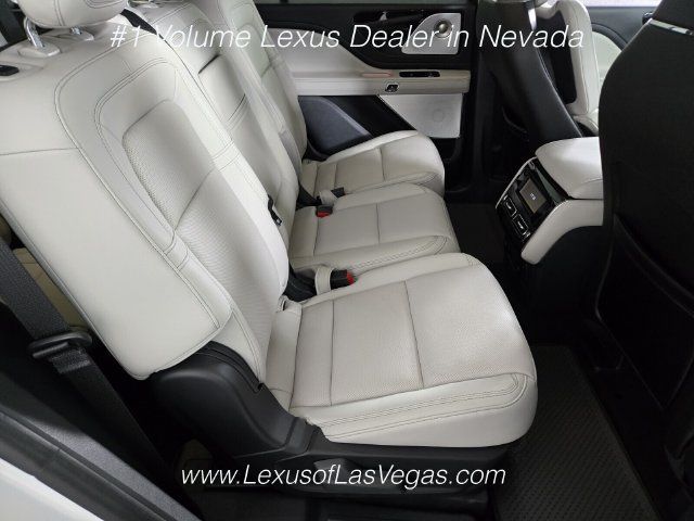 Used 2026 Lincoln Aviator Reserve AWD/4WD image 22