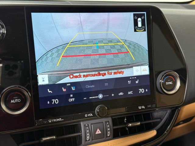 Used 2025 Lexus NX 250 FWD w/ Towing Package (2000 Lbs) image 17