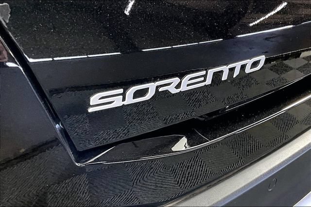Certified 2026 Kia Sorento S w/ S Panoramic Sunroof Package FWD image 23