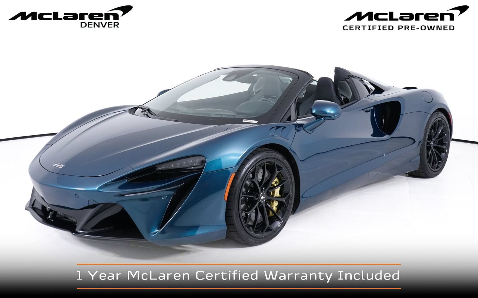 Used 2025 McLaren Artura Spider RWD image 1