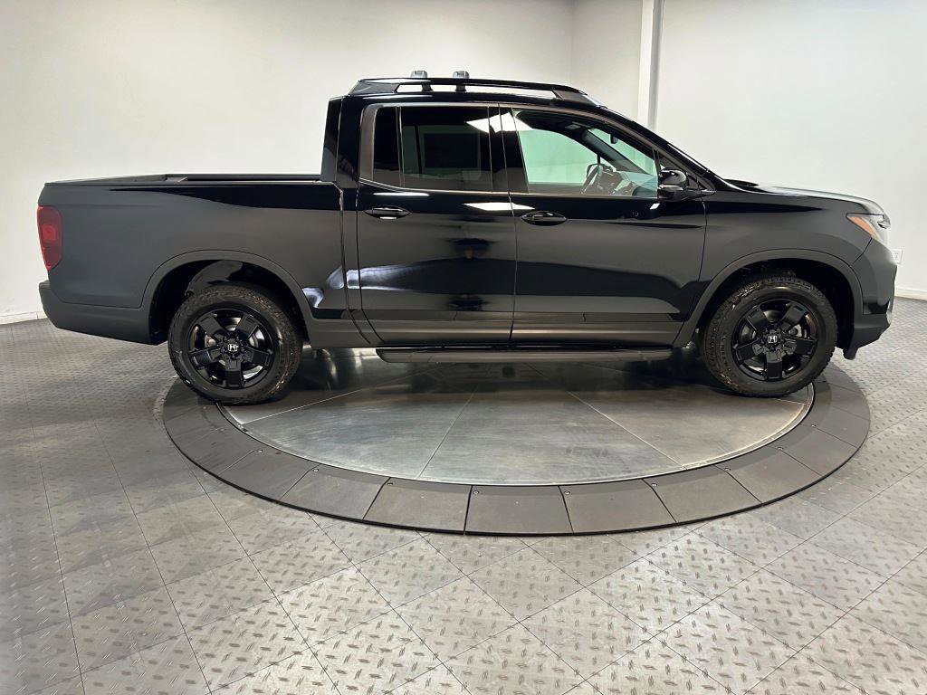 New 2026 Honda Ridgeline Black Edition image 9