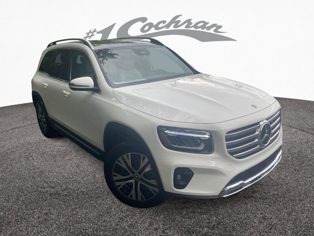 New 2025 Mercedes-Benz GLB 250 4MATIC image 1
