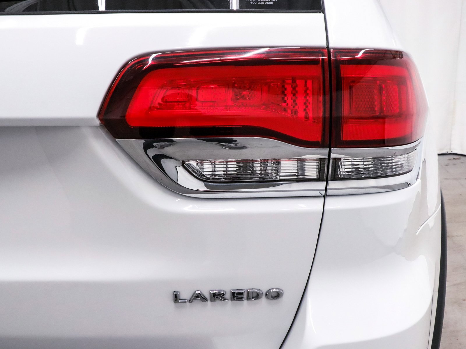 Used 2021 Jeep Grand Cherokee Laredo image 43