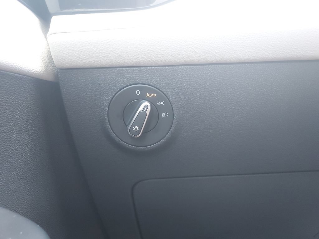 Used 2025 Volkswagen Taos S FWD image 22