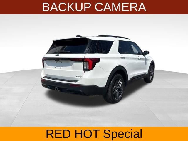 Used 2025 Ford Explorer ST-Line w/ ST-Line Street Pack AWD/4WD image 7