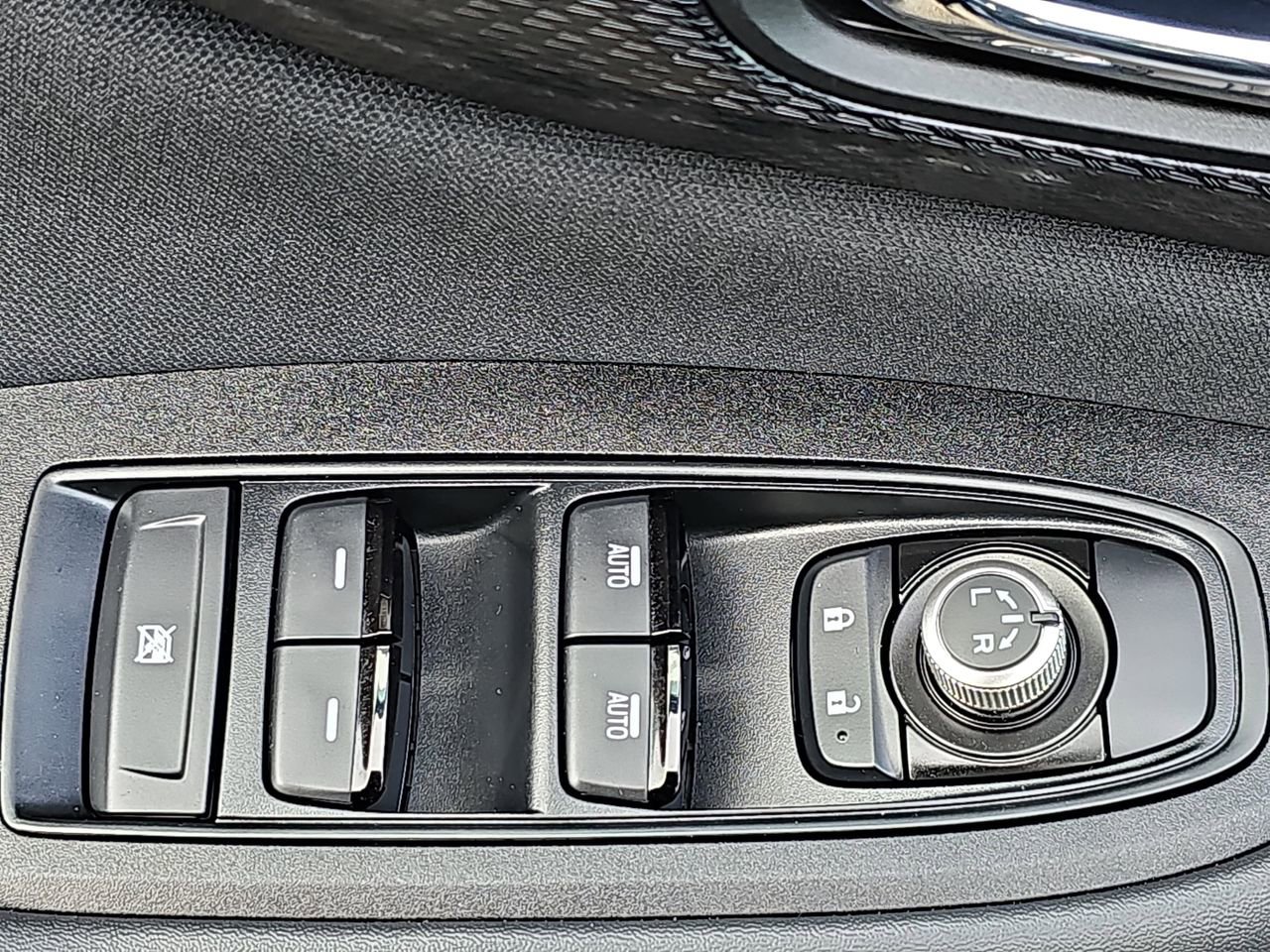 Certified 2025 Subaru Legacy Premium AWD/4WD image 31