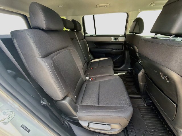 New 2027 Hyundai Santa Fe SE FWD image 27