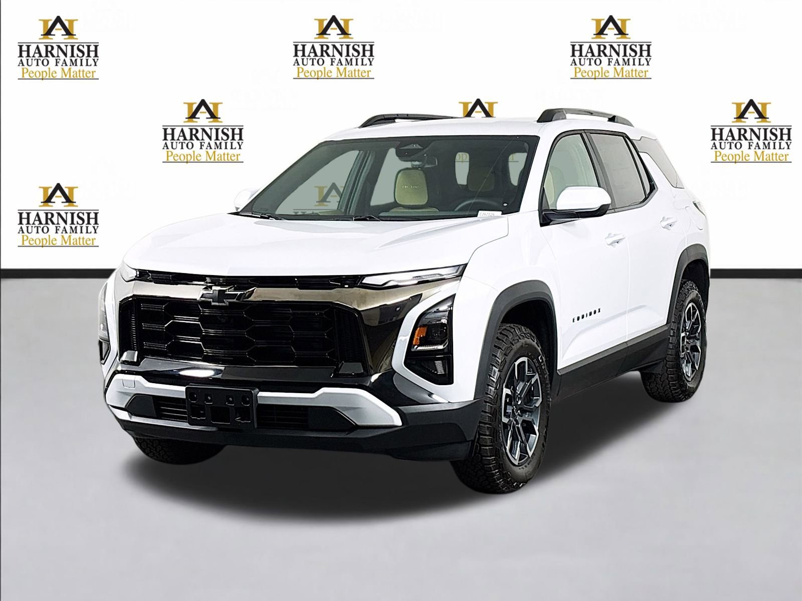 New 2026 Chevrolet Equinox ACTIV AWD/4WD image 3