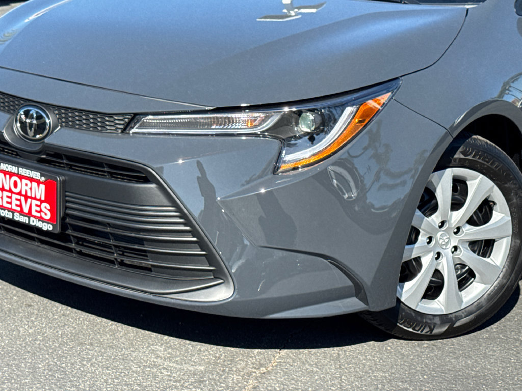 New 2027 Toyota Corolla LE FWD image 3