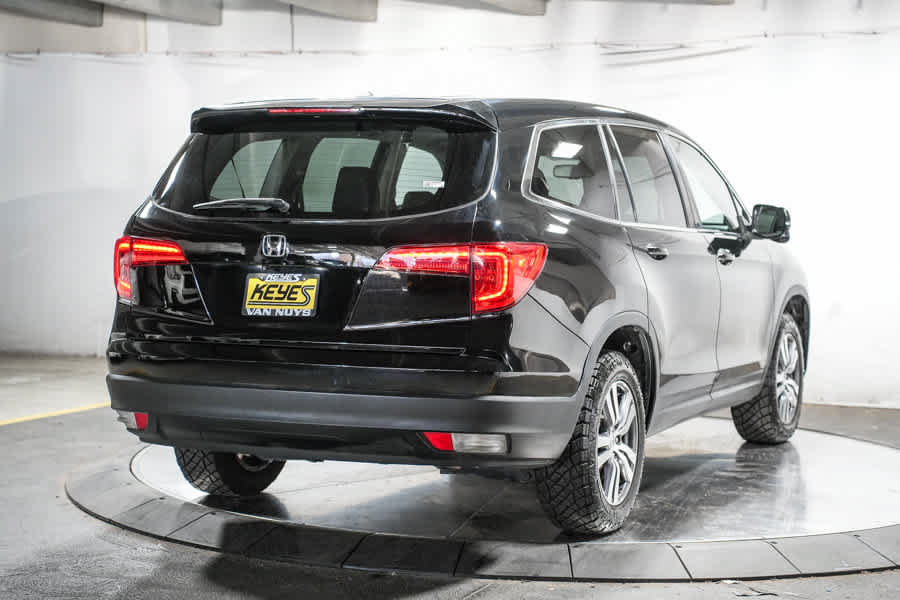 Used 2017 Honda Pilot EX-L image 4