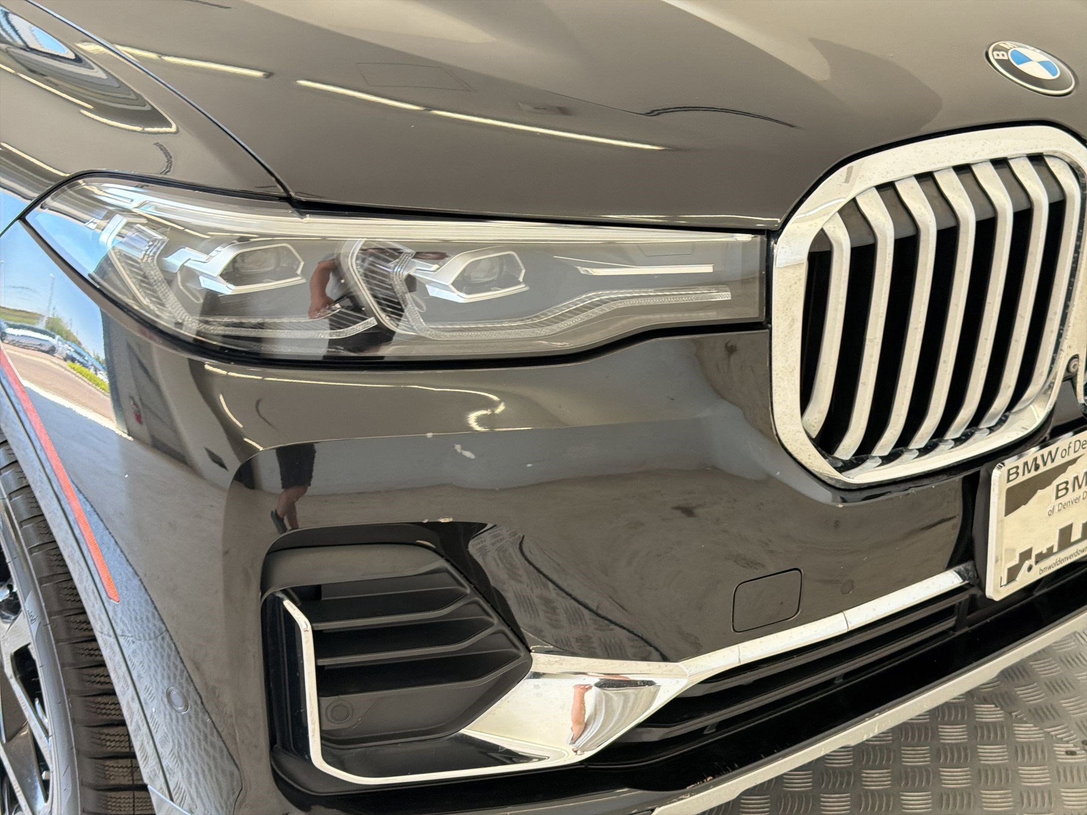 Used 2019 BMW X7 xDrive40i w/ Premium Package AWD/4WD image 11