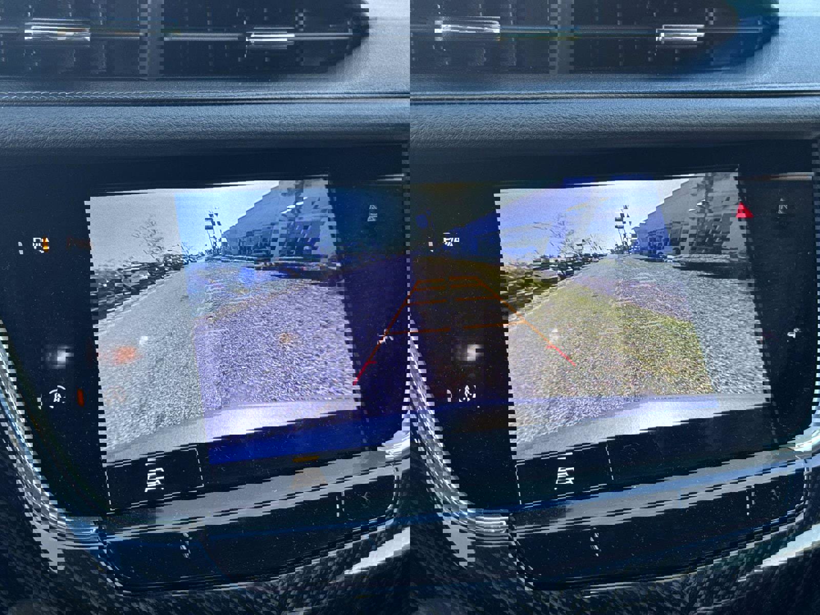 Certified 2025 Cadillac XT6 Premium Luxury image 30