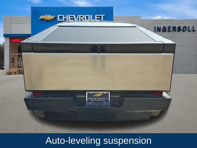Used 2024 Tesla Cybertruck AWD Crew Cab image 6