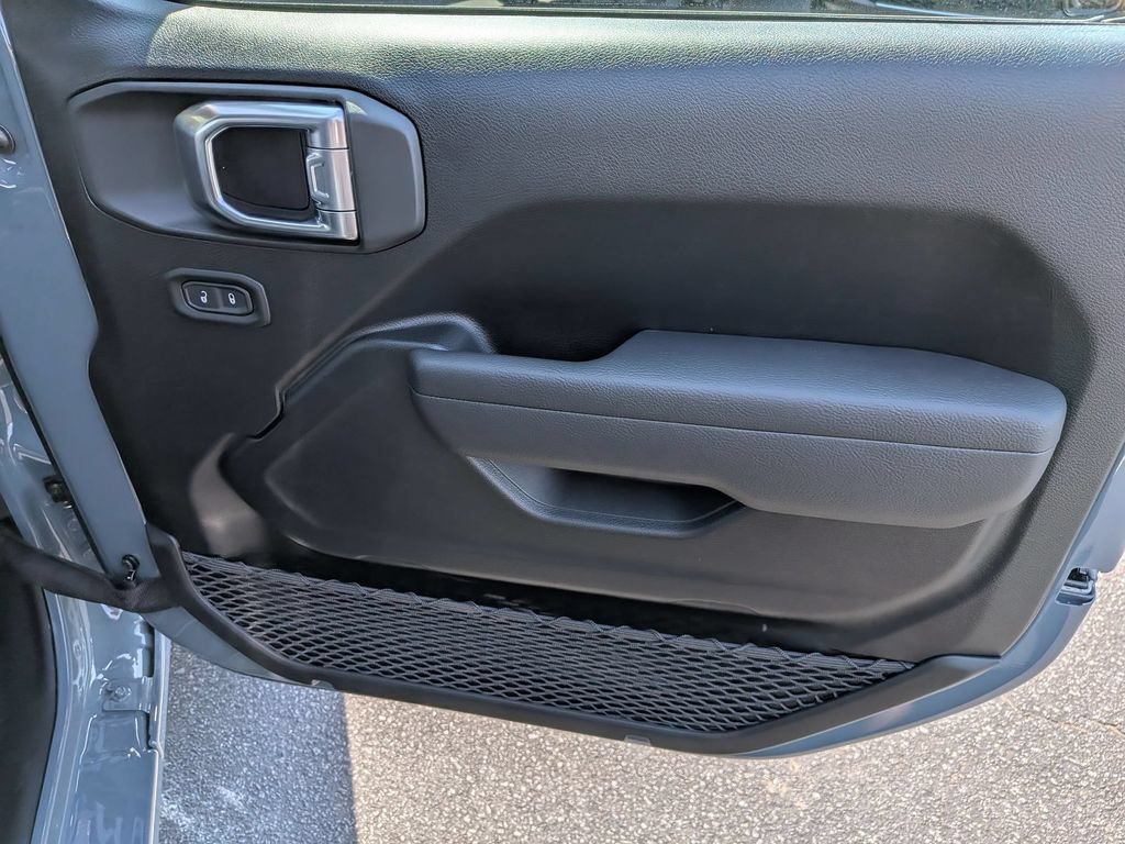 New 2026 Jeep Gladiator Sport AWD/4WD image 28